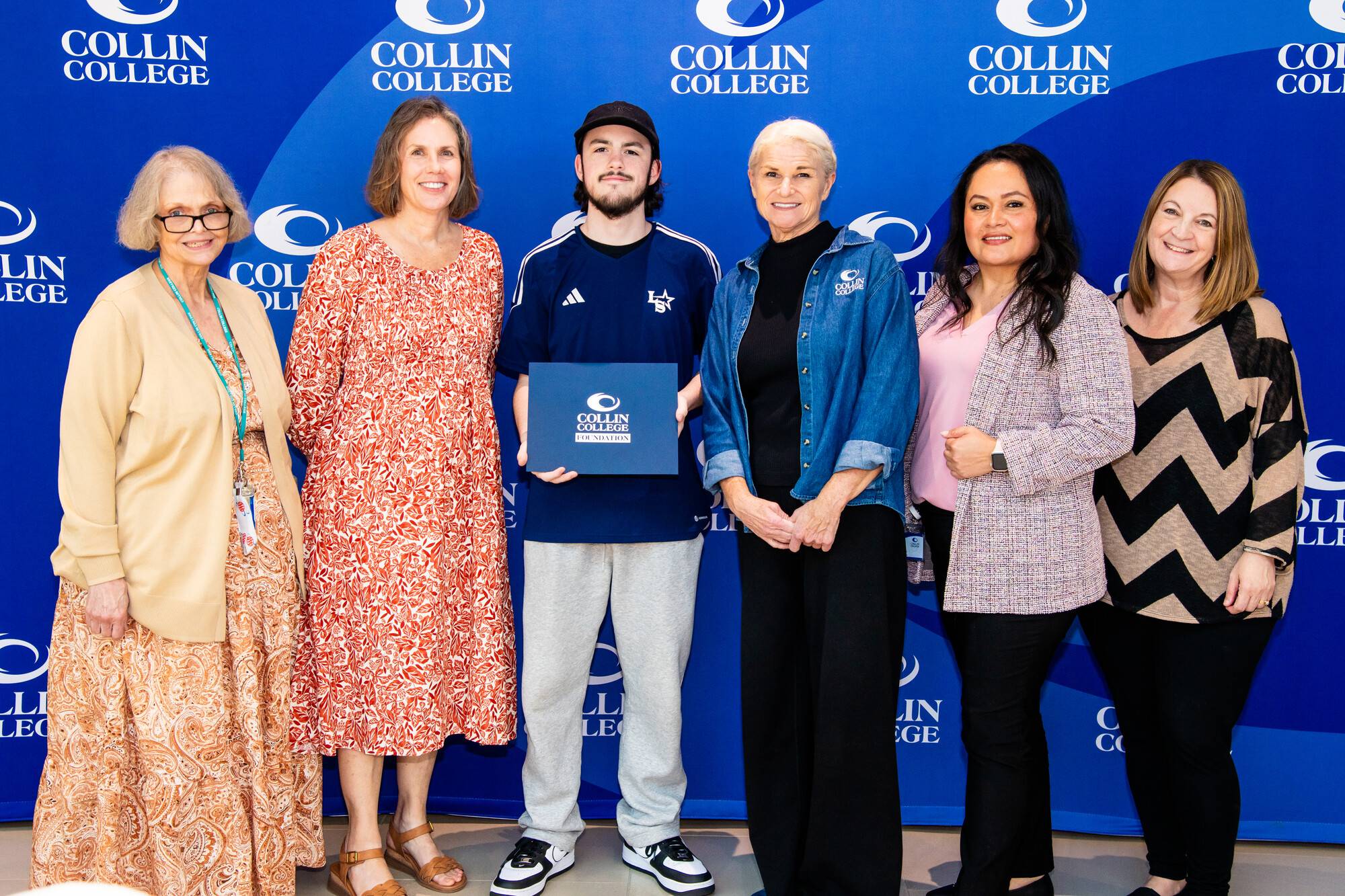 (Left to Right): Nancy Garner, Chris Eakle, Noah Denton, Jamie Brinkley, Alicia Lopez-Leiva, and Sammi Woodyard.